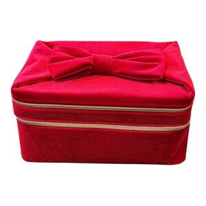 ESTEE LAUDER Red Bow Train Case 2024 NEW